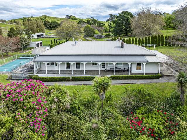 Te Manuiri homestead and cottage on 20.4 hectares