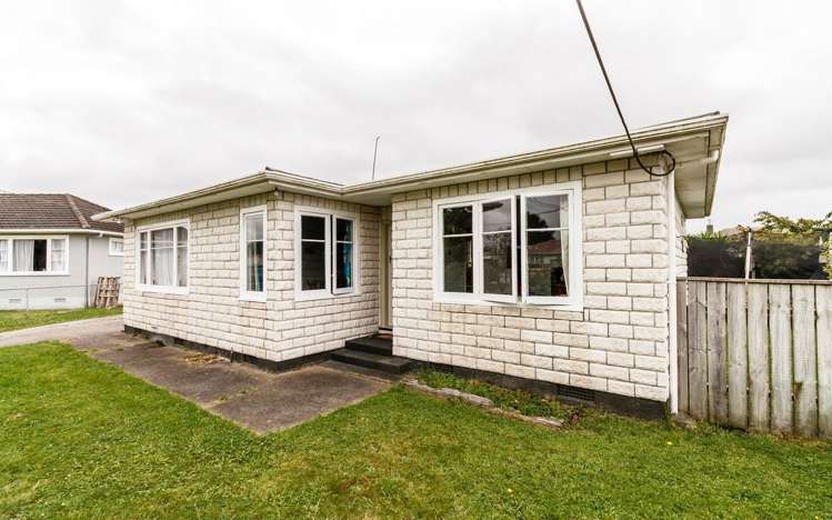 5 Eden Place Feilding_16