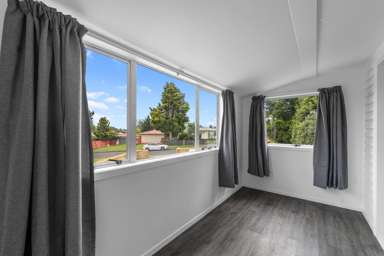 36 Cobham Crescent_3