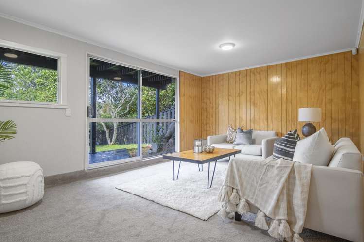 16 Glamorgan Drive Torbay_12