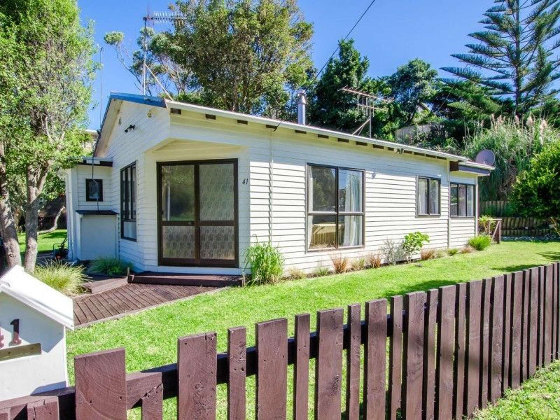 41 Renown Road Raumati South_0