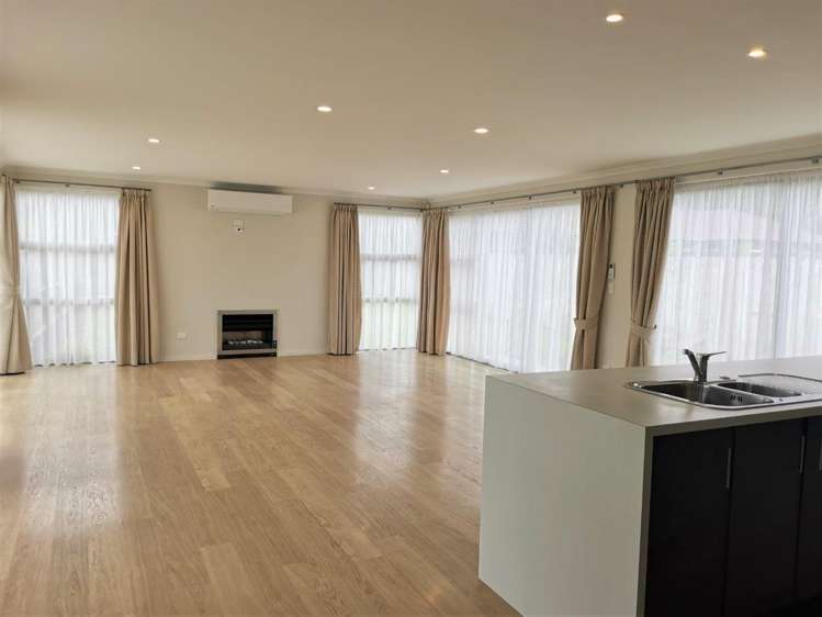 33 Karo Street Ruakaka_5