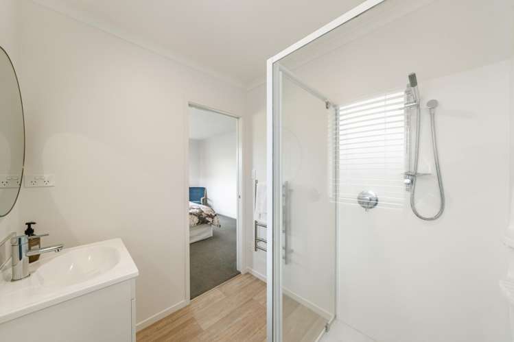 84 Riverstone Drive Riverstone Terraces_19