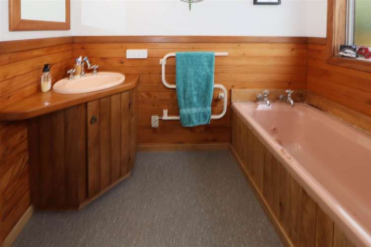 327 State Highway 30 Lake Rotoma_9