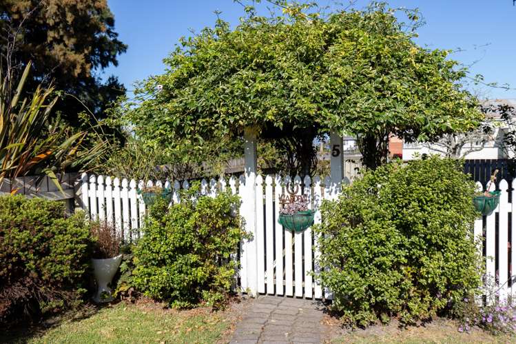 5 Awa Street Turua_27