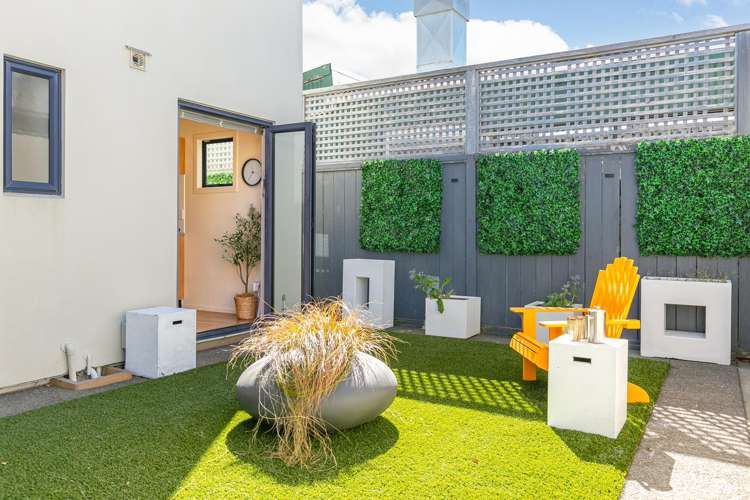 2D Hatton Street Karori_15