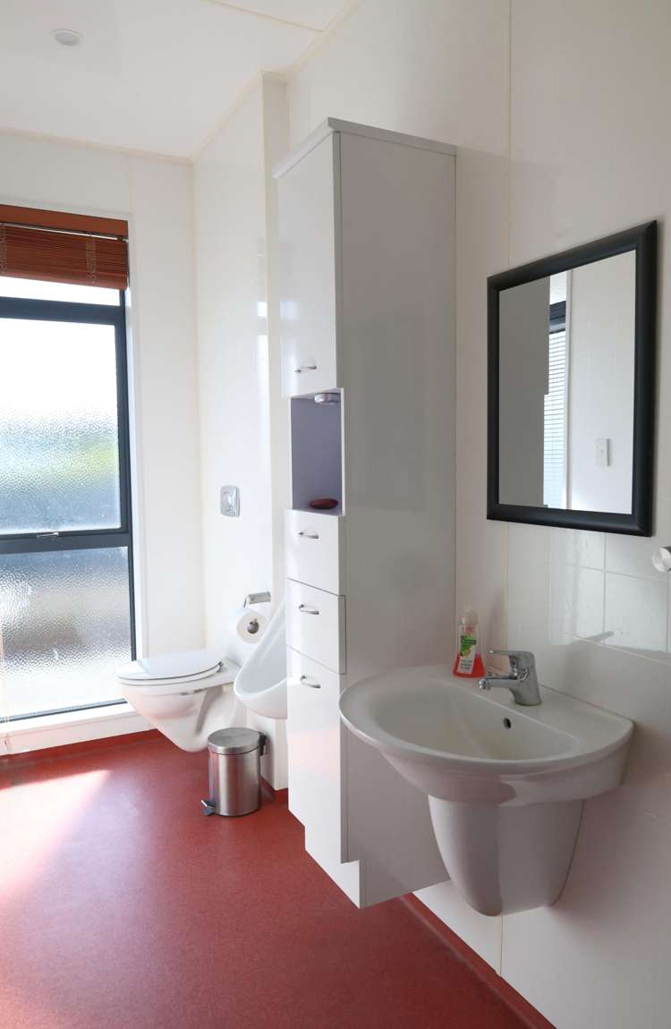 290 Old Port Road Warepa_10