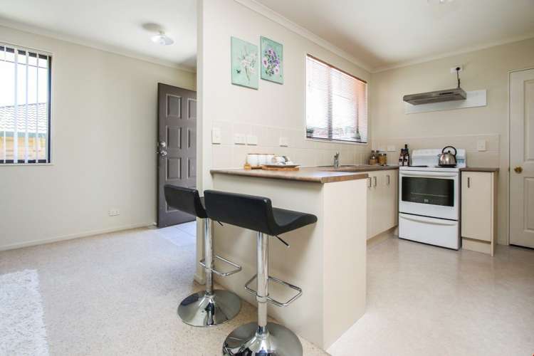 11 Plumstead Rise Glen Eden_9