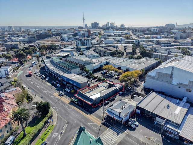 Prime Mt Eden corner: Invest or occupy
