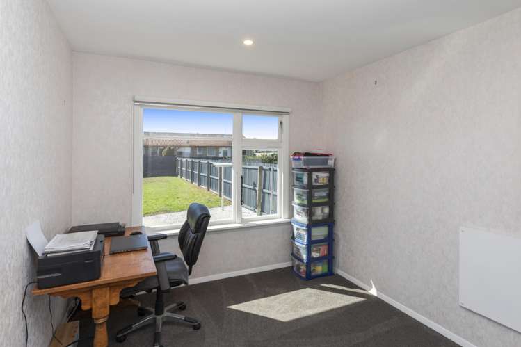 347 Breezes Road Aranui_8