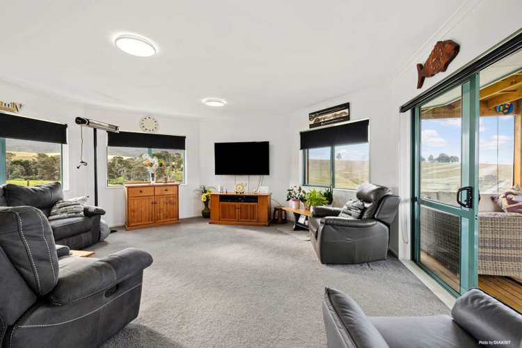 90 Pukekereru Lane Whakatiwai_10