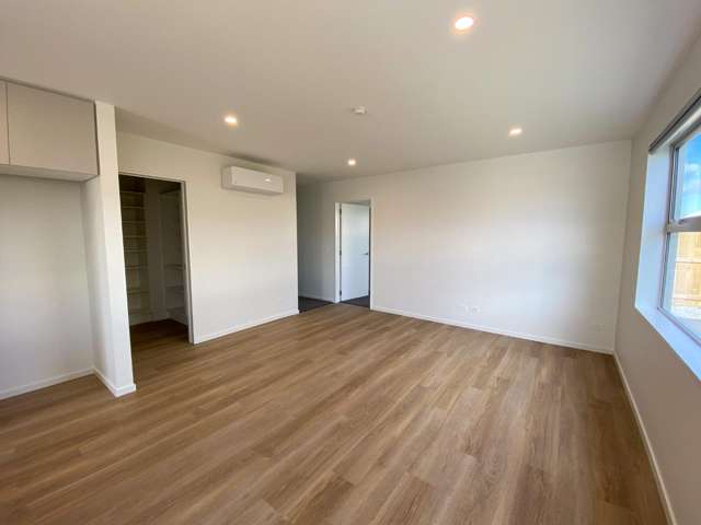 9 Harlequin Drive 11103_3