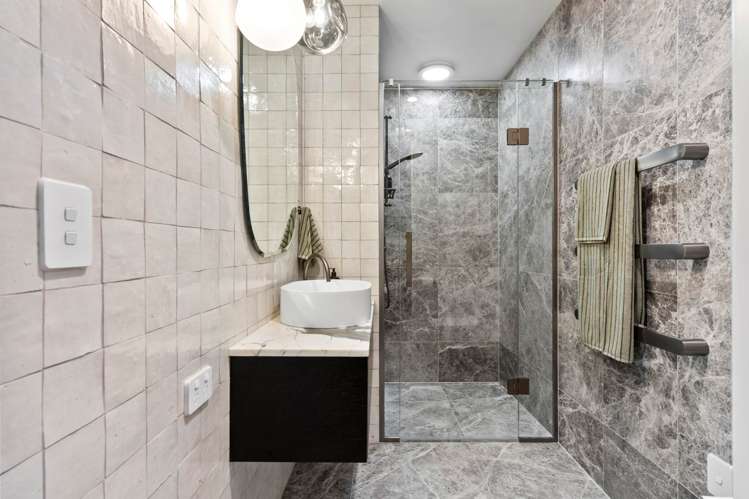 5F/2 Queen Street City Centre_15