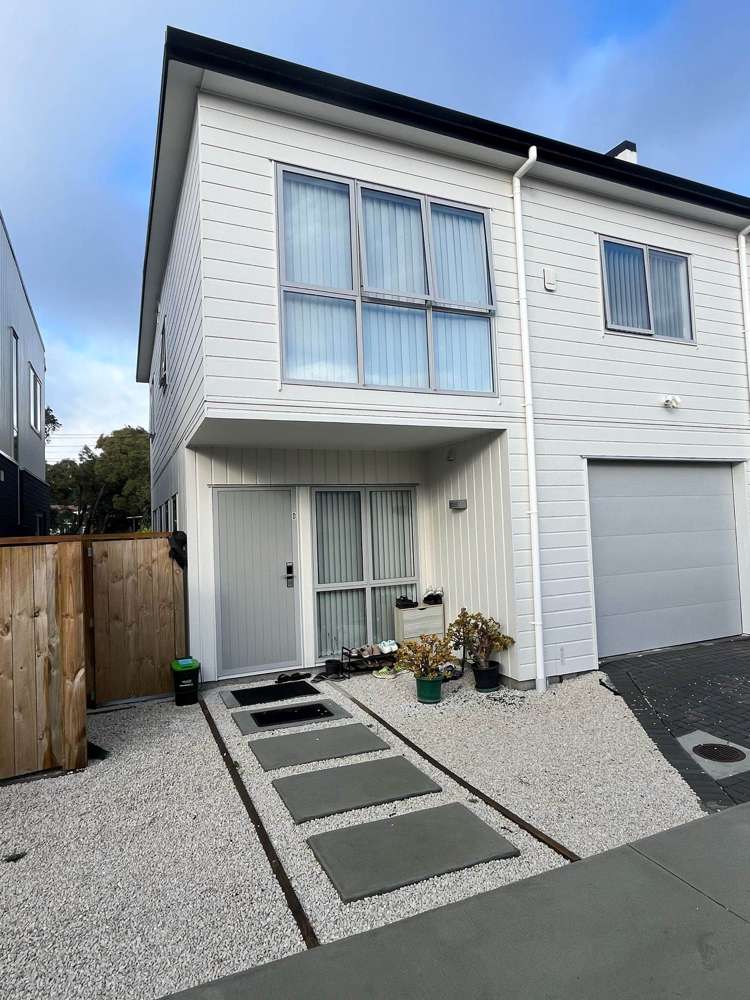 37D Wyllie Road_0