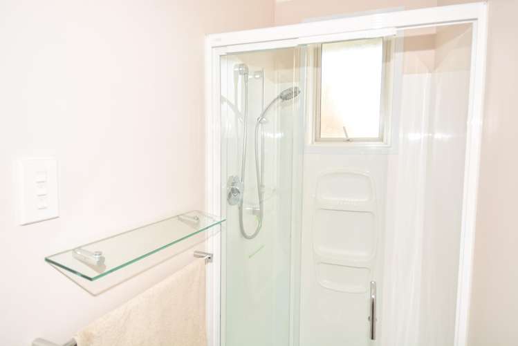 112 Wilton Street Windsor_10