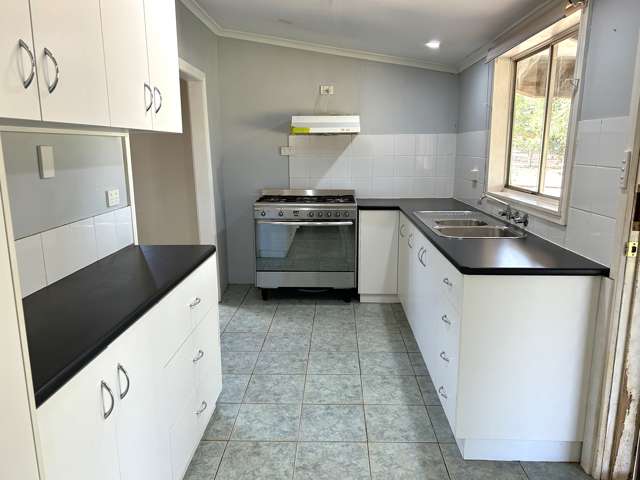 36 Iverach Street Coolamon_2