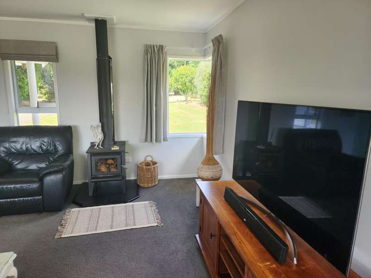 14 Te Kowhai Drive Maungatapere_6