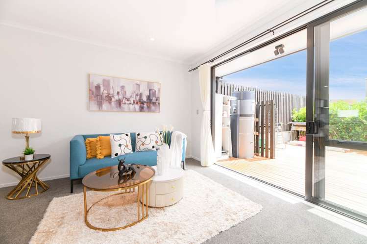 16 Hobsonville Point Road Hobsonville_3