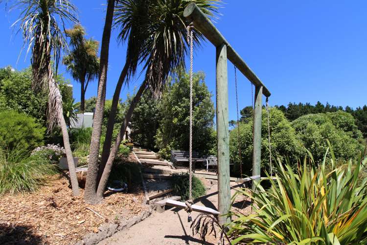 56 Guthrie Crescent Castlepoint_12