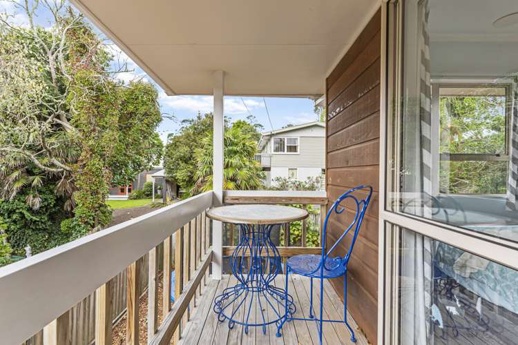 1/25 Cresta Avenue Beach Haven_13