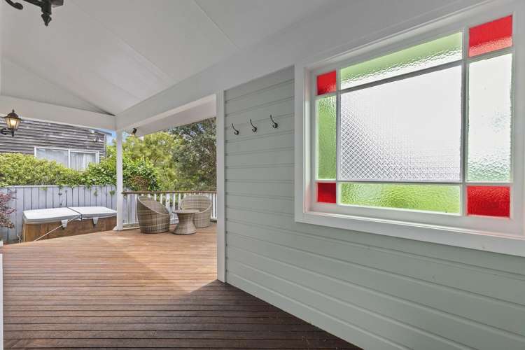 4A & 4B Whitianga View Paremata_28