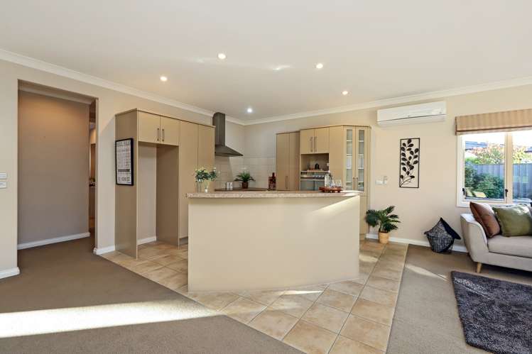 7 Hunter Drive Awatoto_5