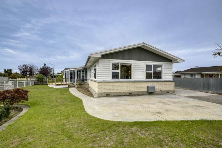 4 Upham Crescent_2