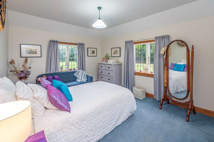 33 Riverbank Road Okoia_28