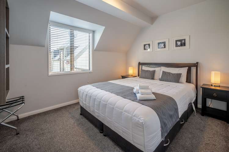 4j Aubrey Street Akaroa_5