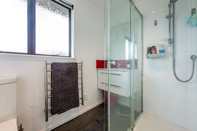 54 Woodhouse Avenue Karori_18