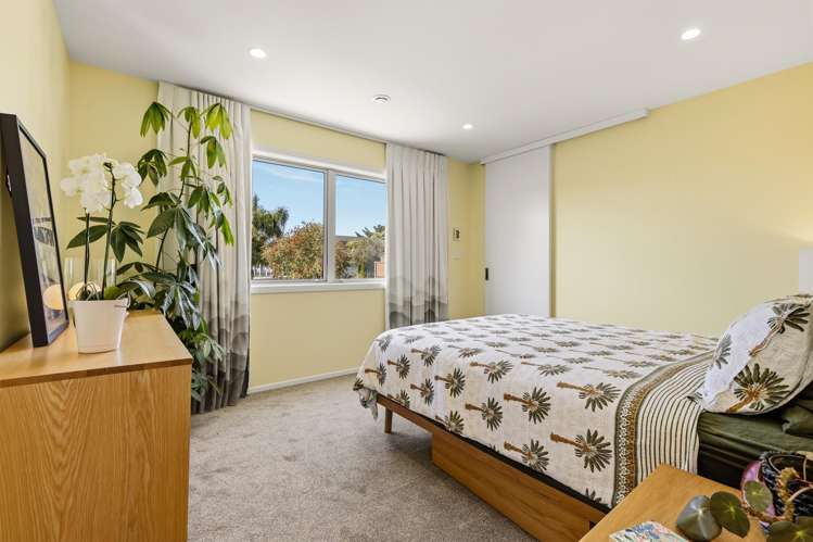 24A Surville Place Mairangi Bay_10