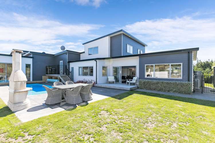 90 Endeavour Drive Whitby_8