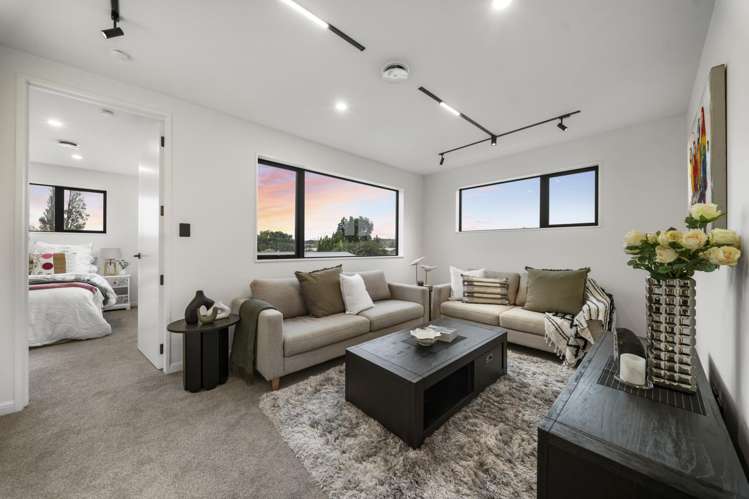 22C Falkirk Street Blockhouse Bay_13