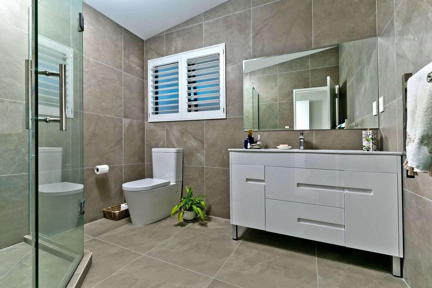 16 Toia Lane Millwater Rodney Houses for Rent One Roof