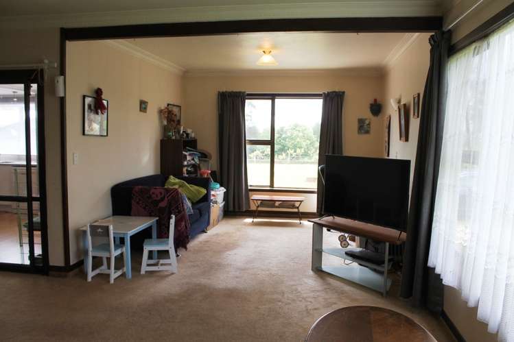 20 Kinloch Road Lichfield_15