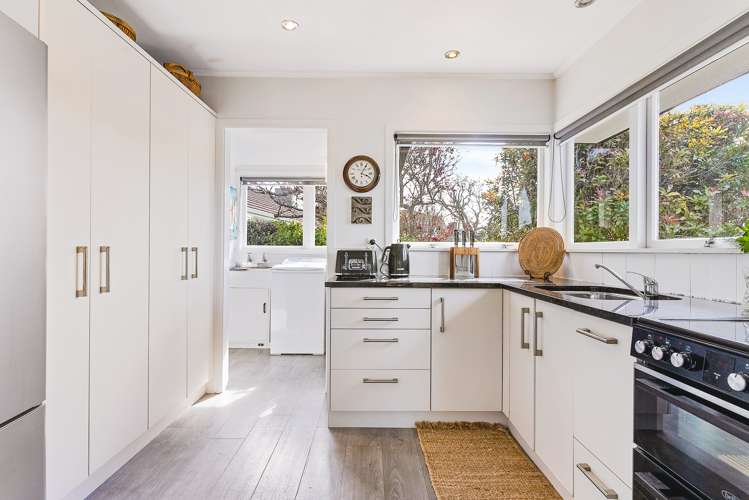 1/15 Meadway Sunnyhills_5