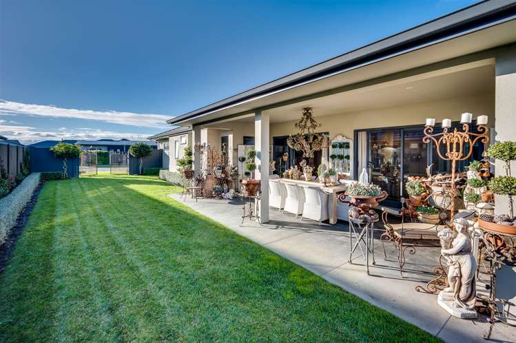 7 Aspiring Drive Poraiti_18