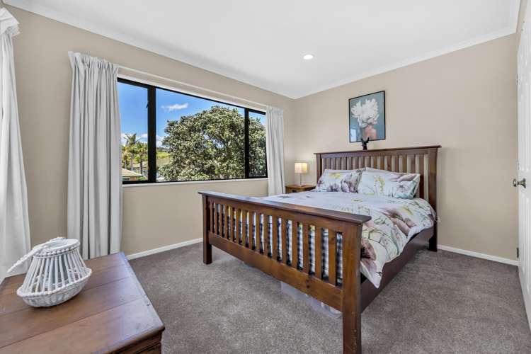 17 Macnean Drive East Tamaki Heights_19