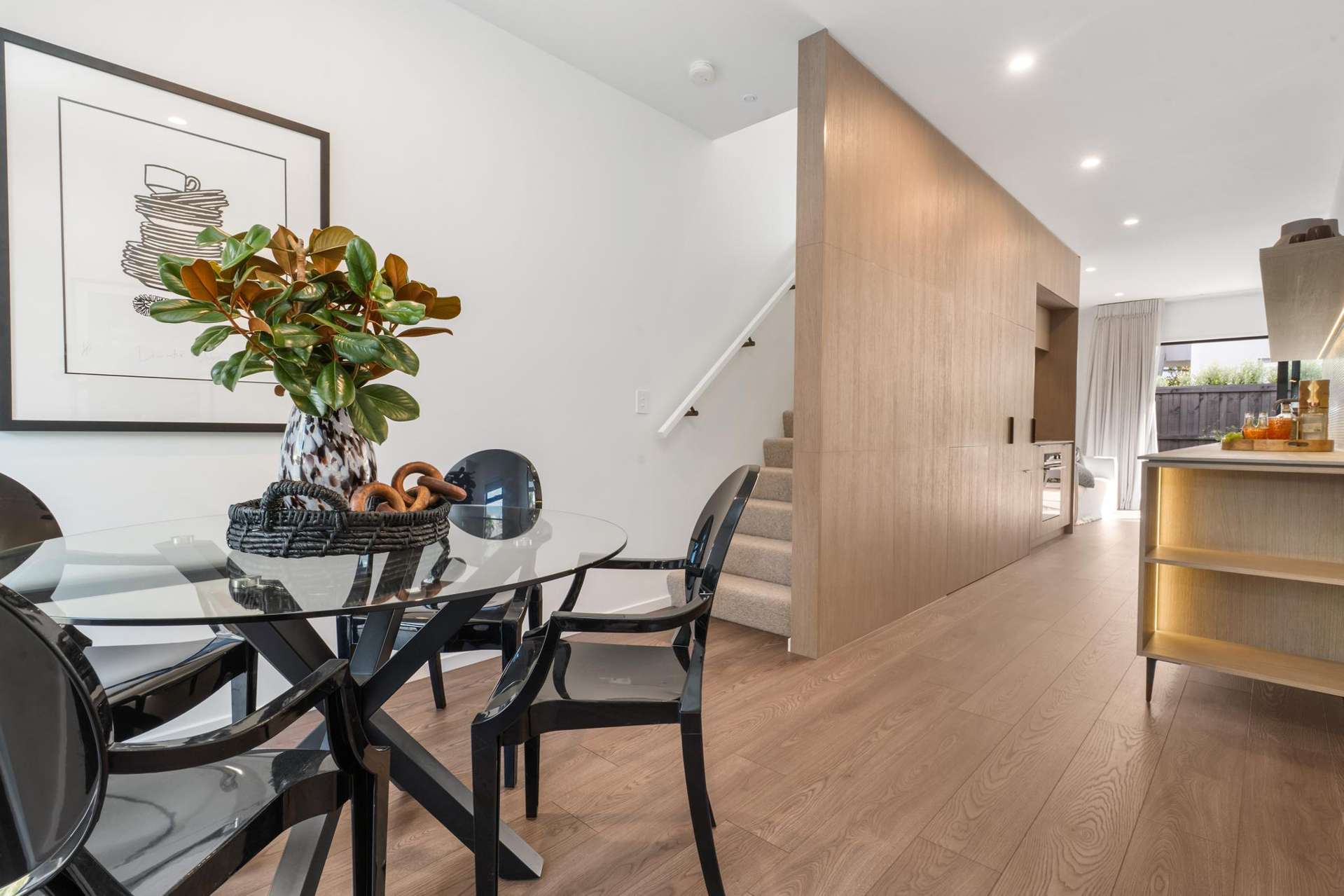 4/44 Winchester Street Merivale_0