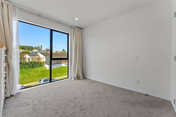 7/27 Carole Crescent Pakuranga Heights_23