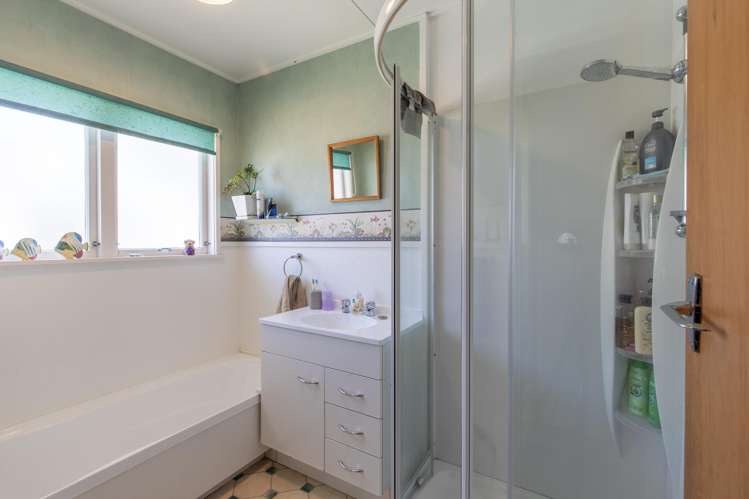 6 McLean Terrace Waipukurau_12