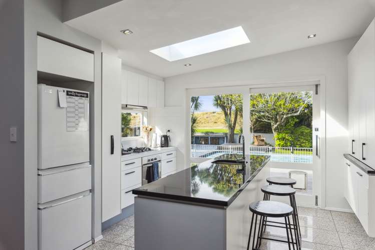 36 Golf Road Paraparaumu Beach_8