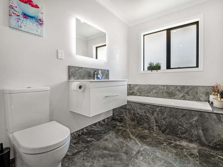 77 Fairway Drive Morrinsville_21