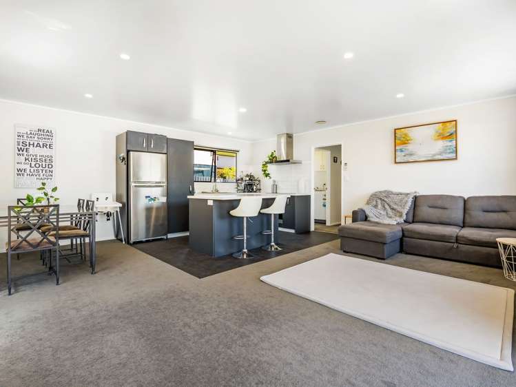 47b Meander Drive Welcome Bay_3