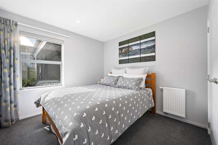 88 Cedarwood Street Woodridge_8