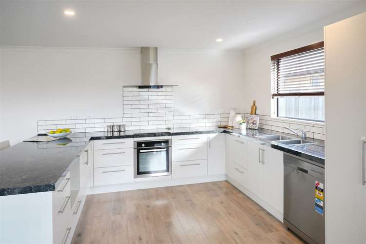 9 Seaward Street Pegasus_6