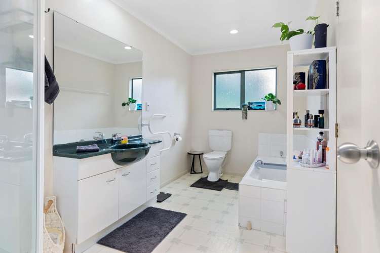 91a Jonathon Street Brookfield_14