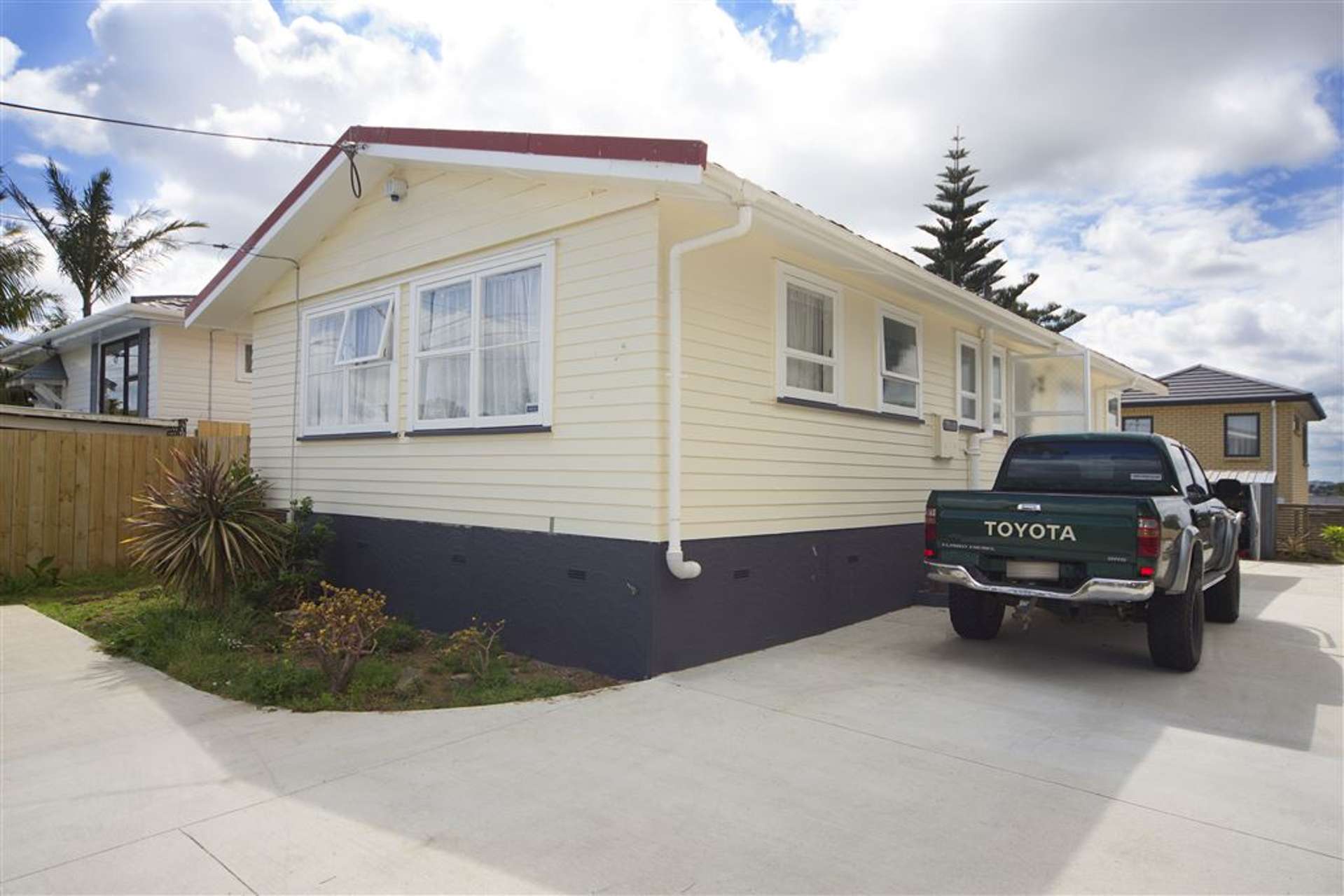 57b Hepburn Road Glendene_0