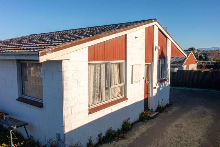 5/88 Le Cren Street Seaview_16