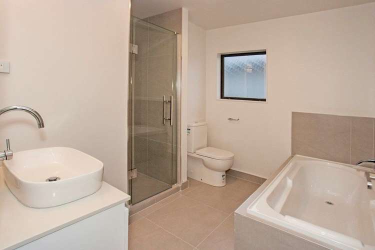 8 Pate Crescent Favona_21